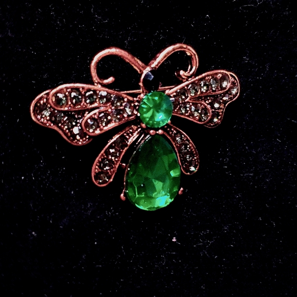 Moth Brooch Pendant Statement Piece - Picture 2 of 4